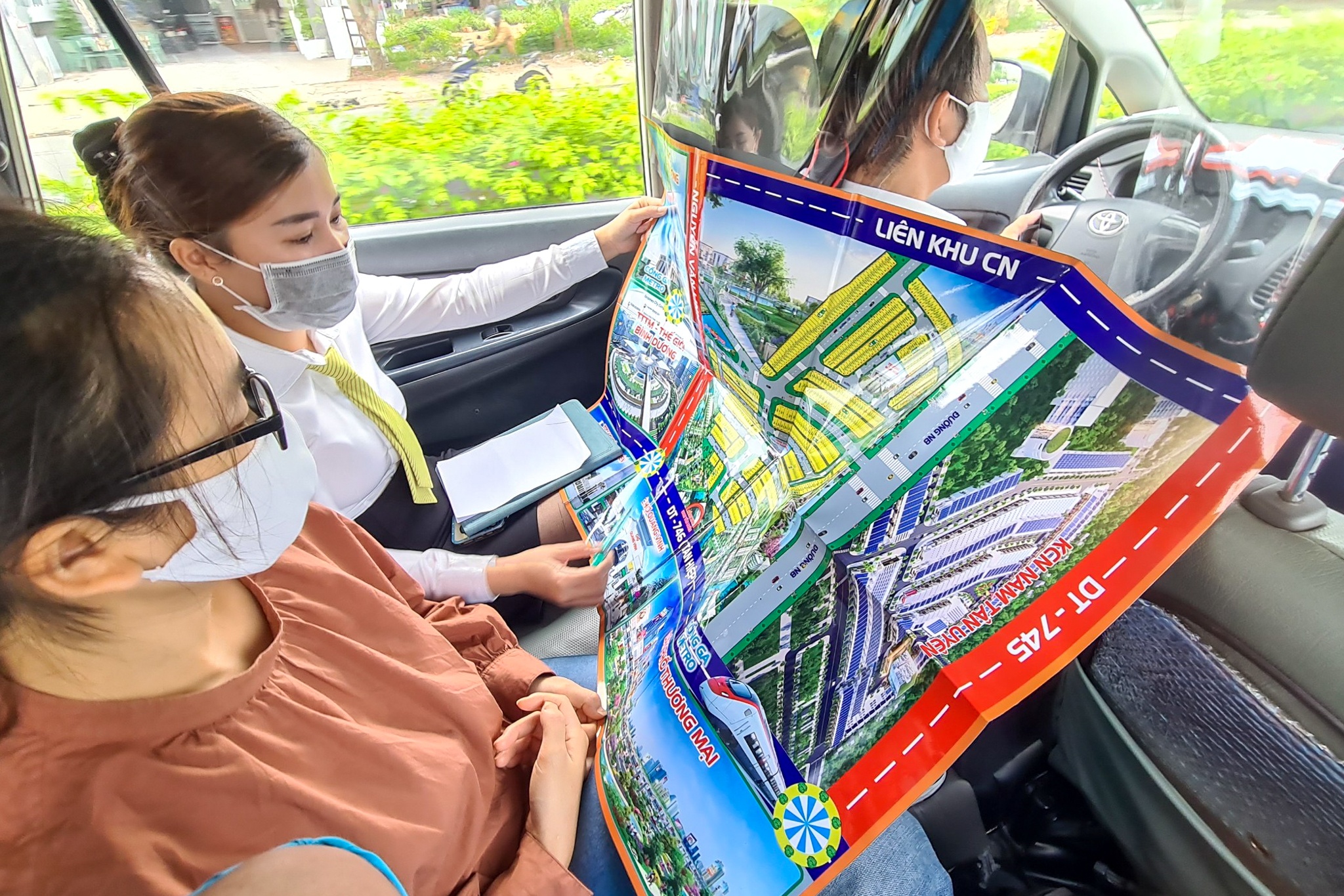 Chao ban dat nen Thao Dien gia re roi dua khach den Binh Duong hinh anh