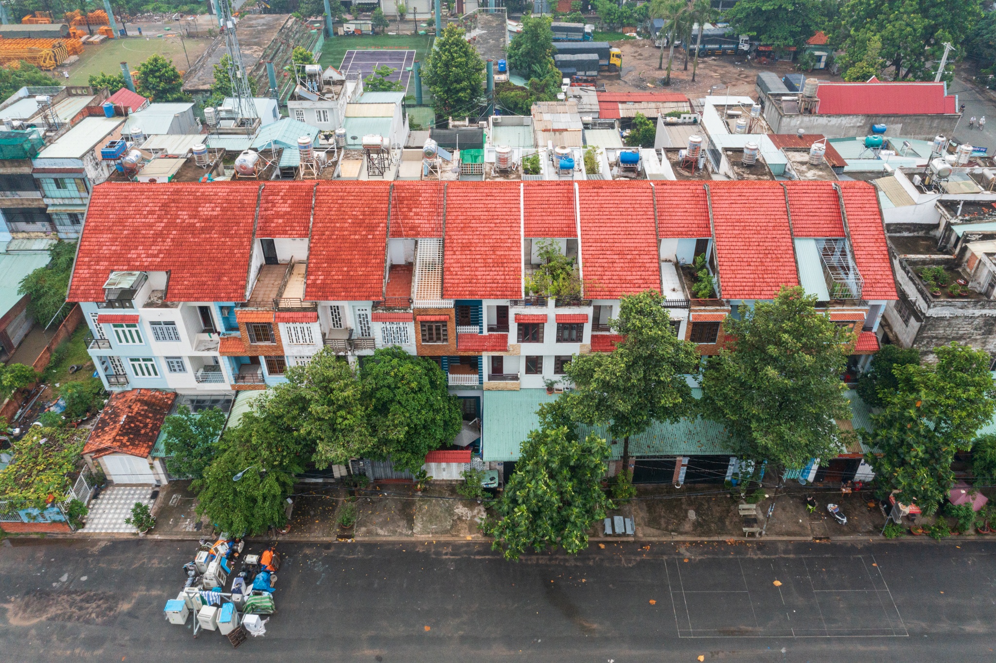 Dau la gia dat thi truong de tinh thue? hinh anh