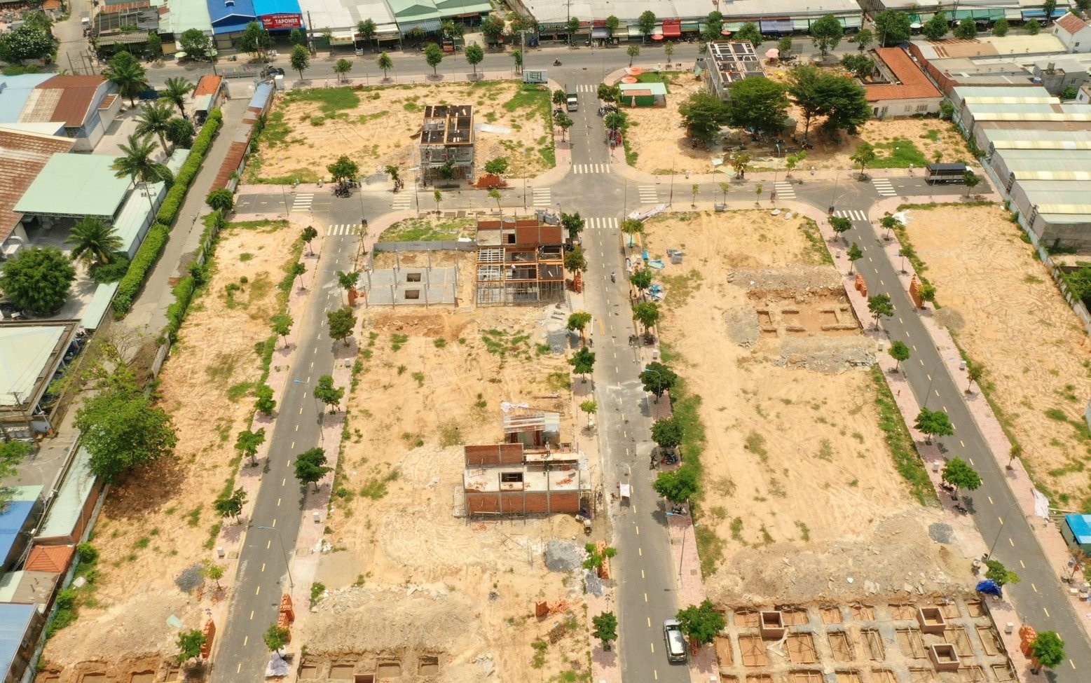 Gia dat nen du an o Binh Duong tang manh hinh anh