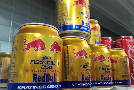 Chu hang Red Bull muon tang gap doi doanh thu hang nam hinh anh
