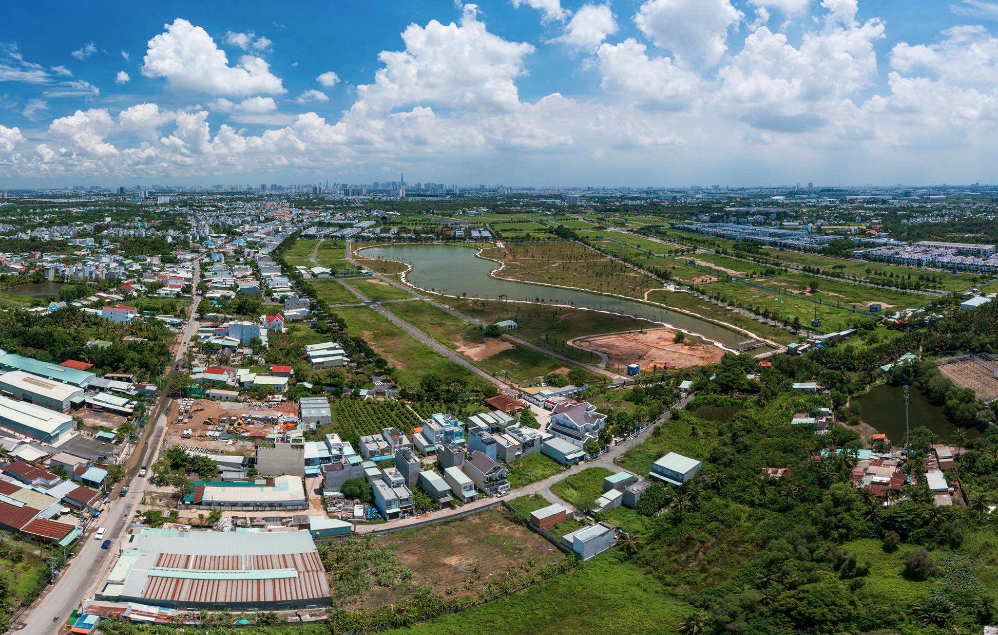 5 tuyen duong chua duoc nang cap o TP Thu Duc anh 1