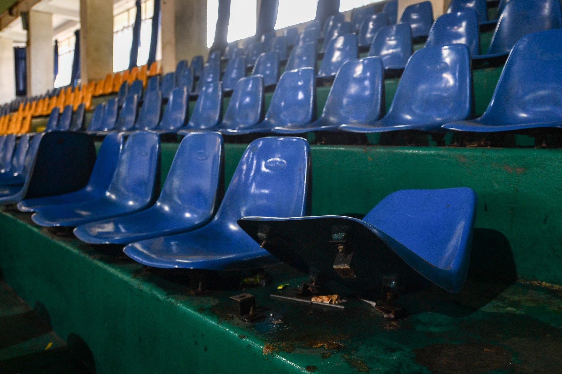 Loat nha thi dau tren dat vang o TP.HCM bi bo phi anh 8