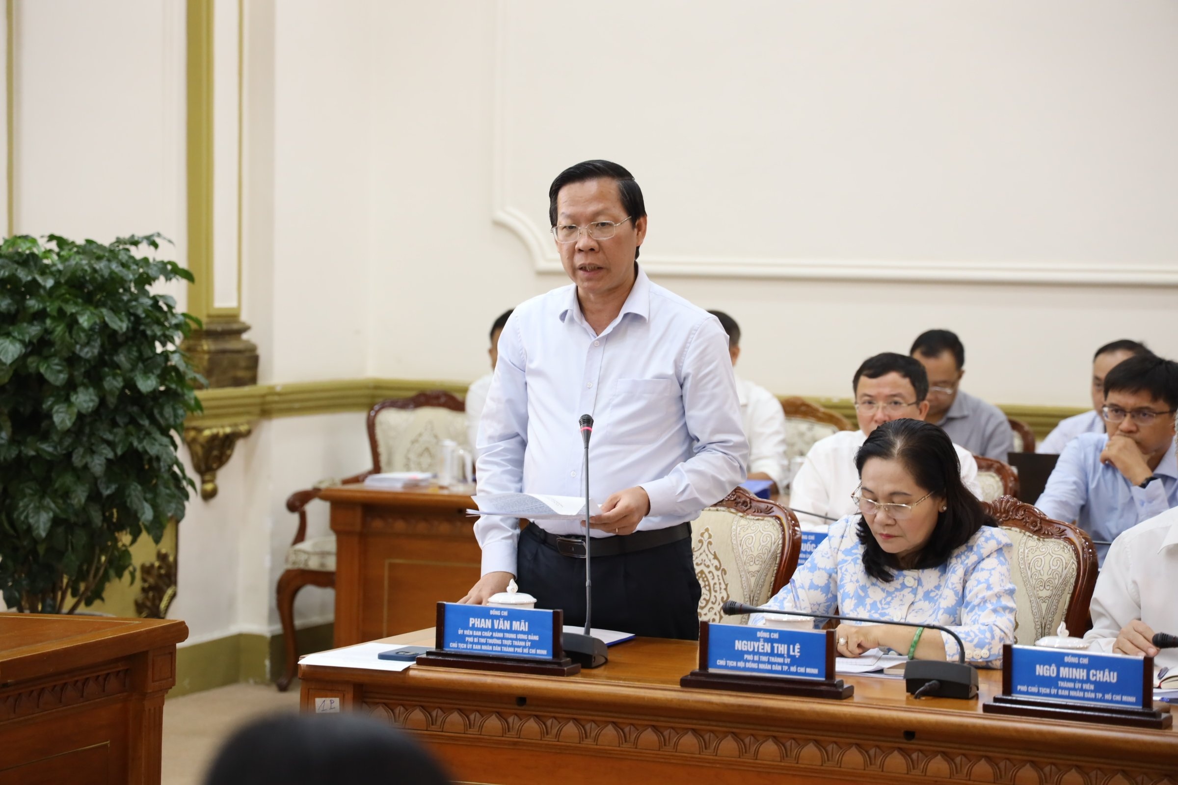 TP.HCM xin Thu tuong go loat vuong mac ve dat cong anh 1