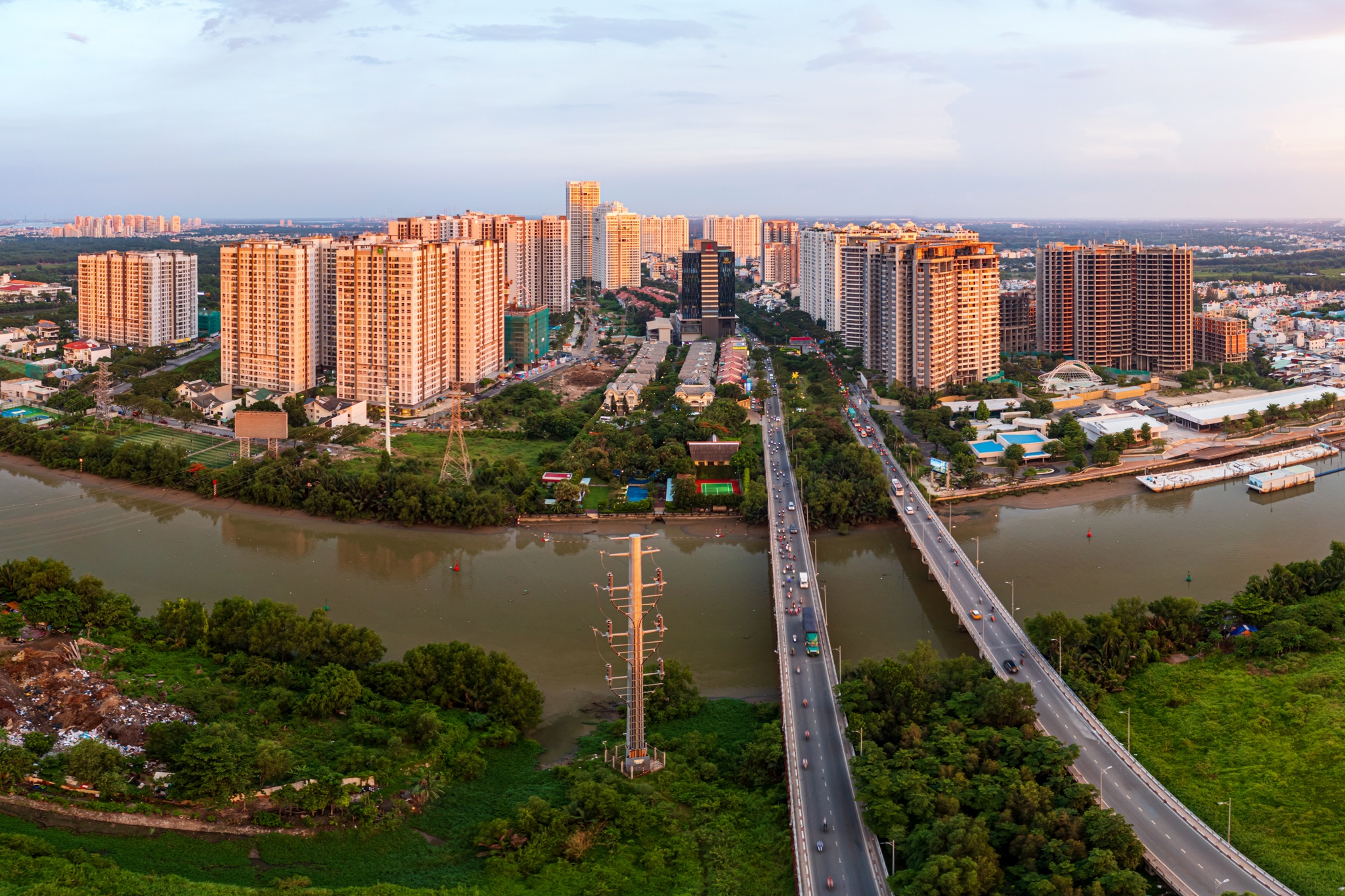 doanh nghiep bat dong san anh 1