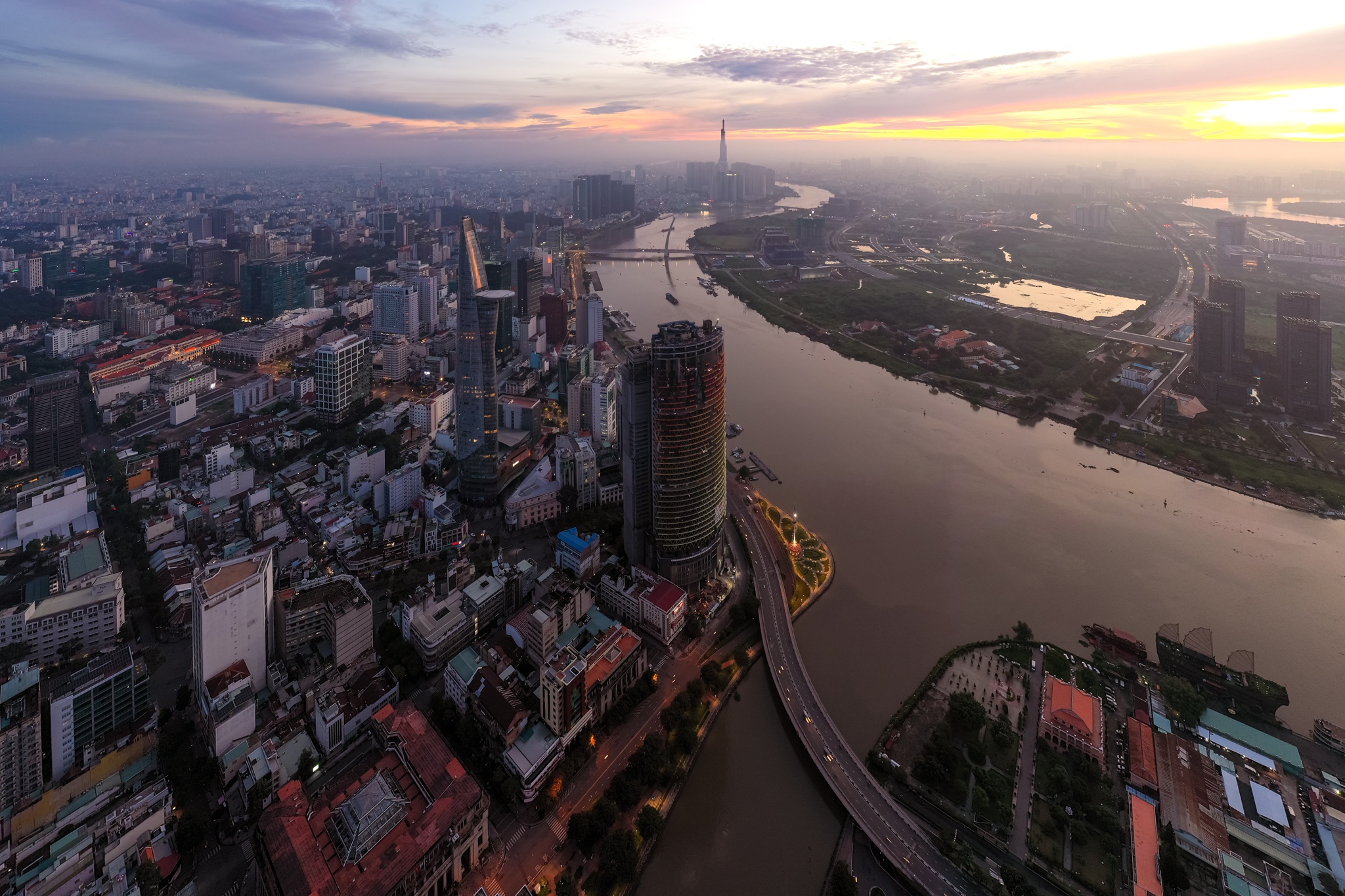 bat dong san dap chieu anh 6