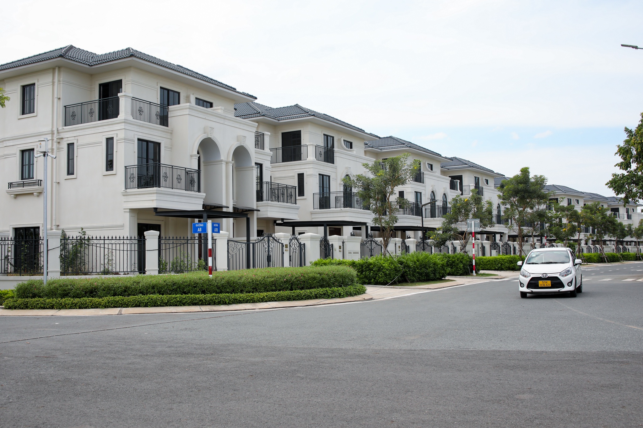 Gia biet thu Dong Nai vuot TP.HCM hinh anh