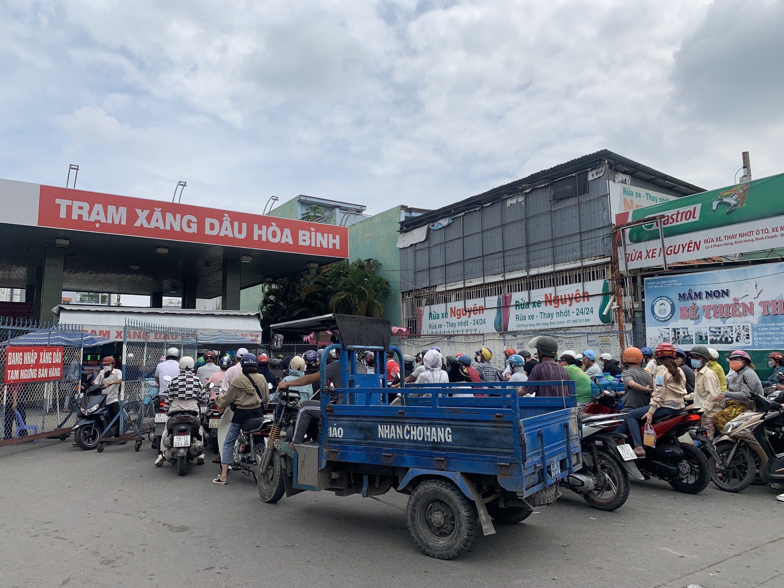 khong do duoc xang anh 2