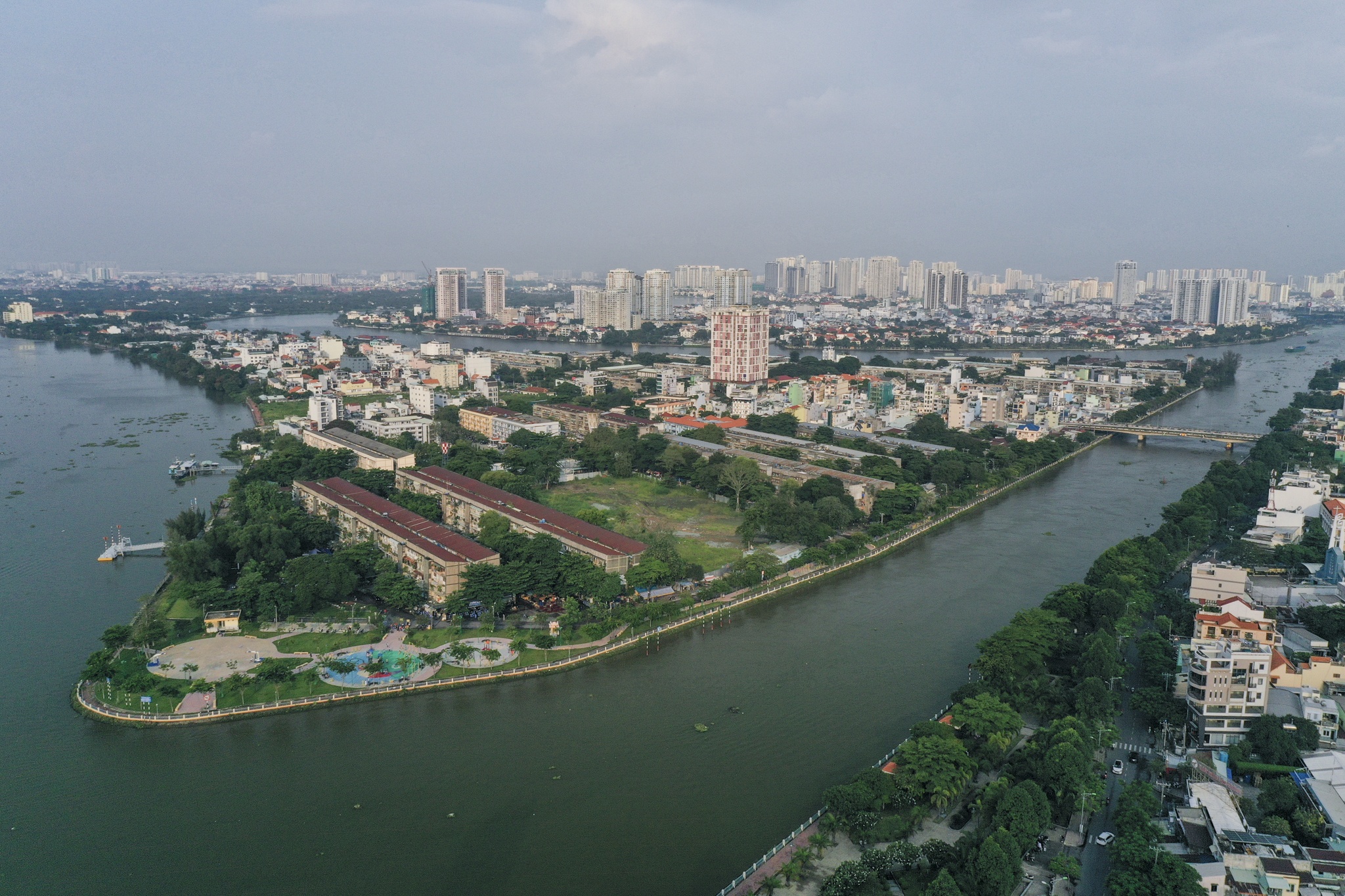 m&a bat dong san anh 2