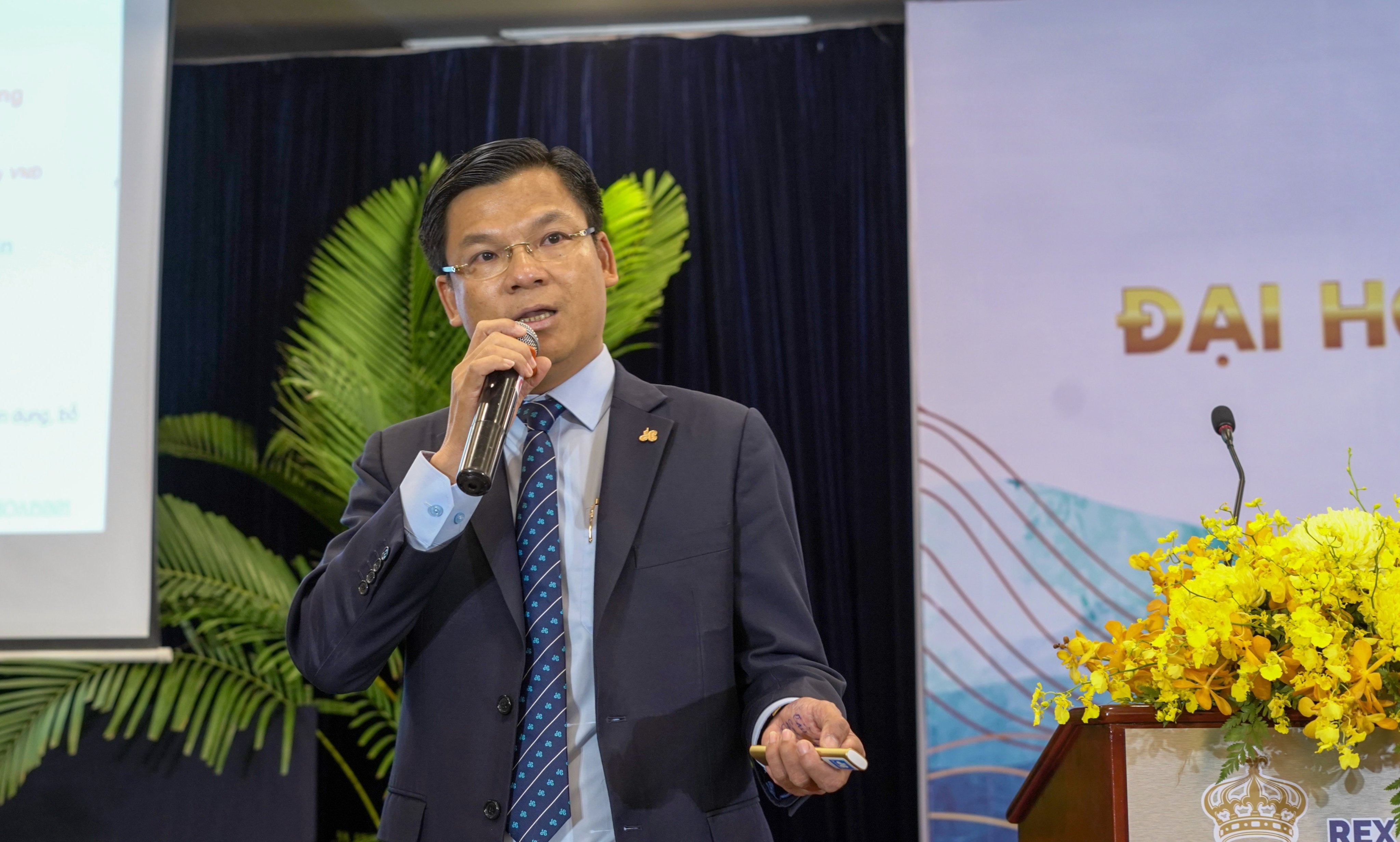 xay dung hoa binh anh 2