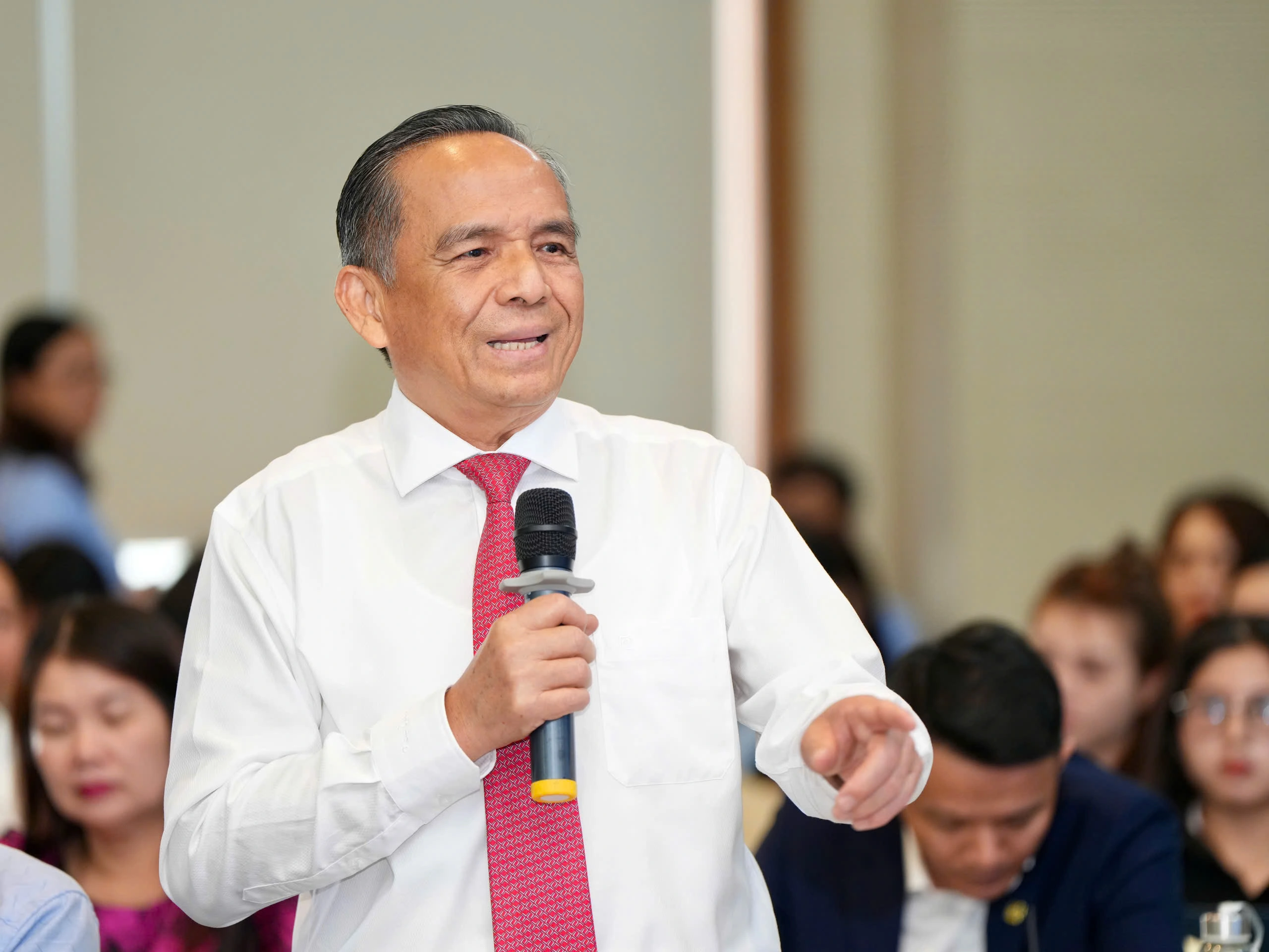 Chu tich HoREA: Tien thue dat cua 1 doanh nghiep tang 7 lan sau 3 nam hinh anh