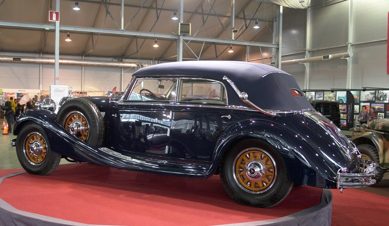 trien lam o to,  nguyen thu Nga anh 6