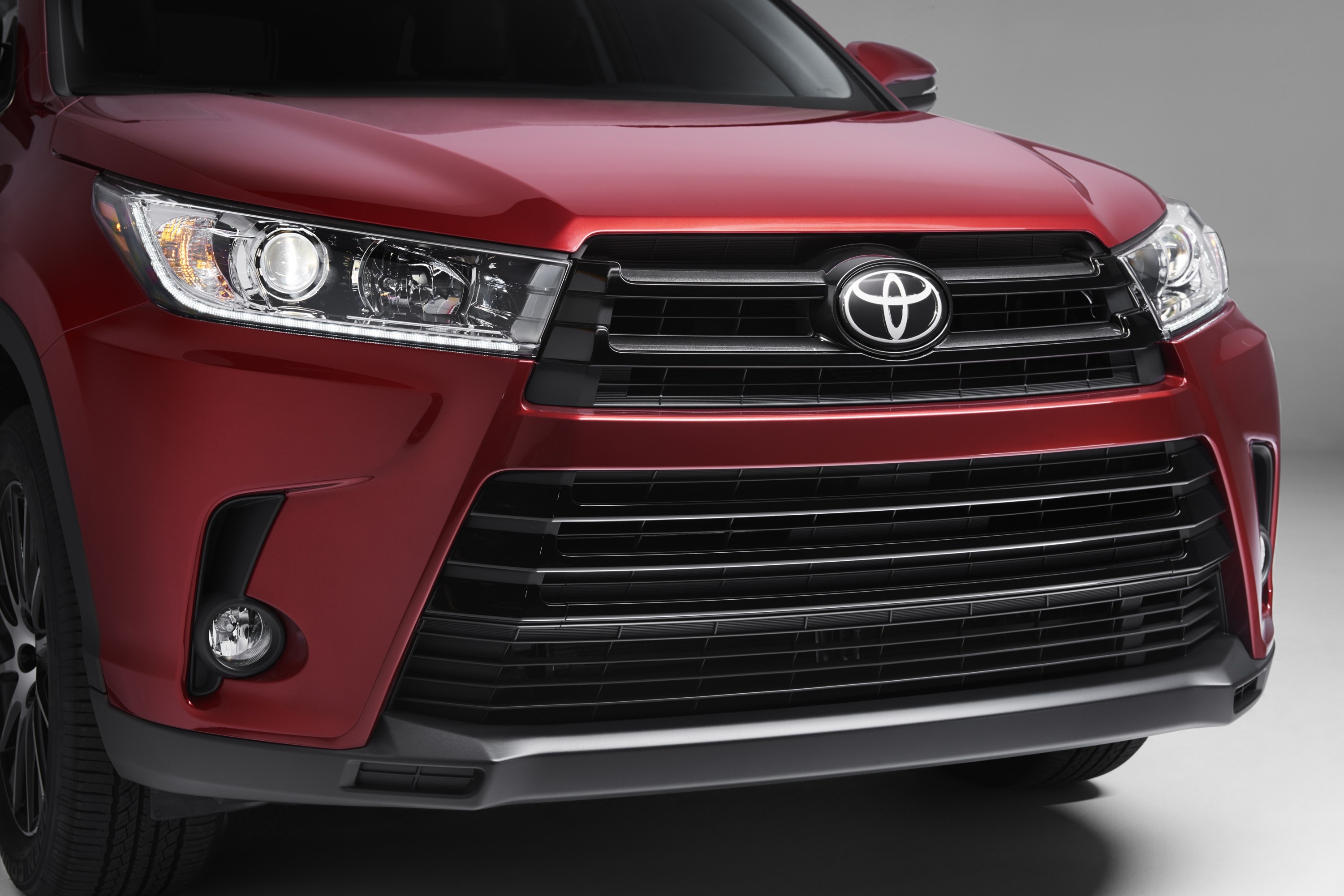 Toyota Highlander 2017 anh 3