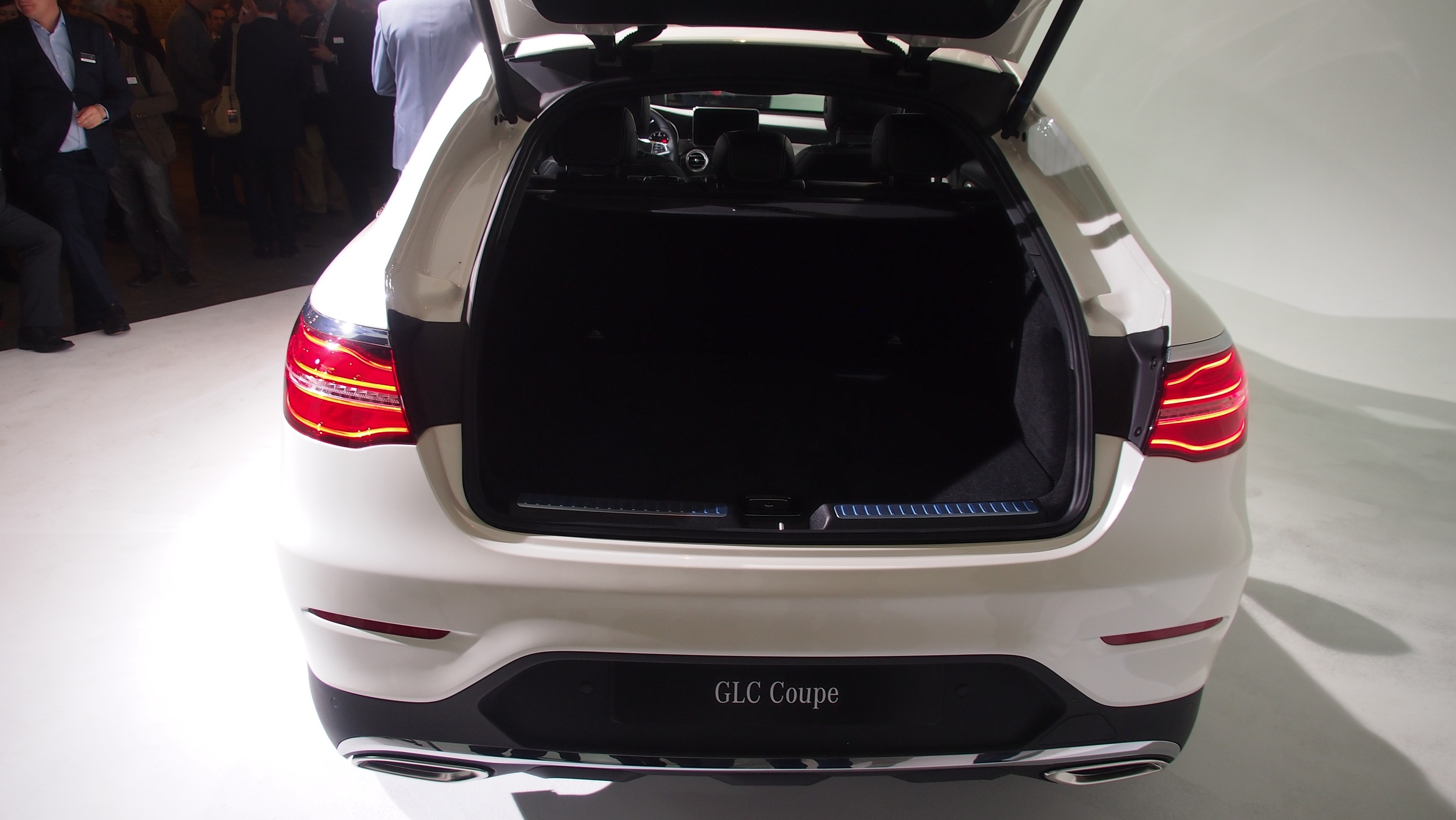 Mercedes Benz GLC Coupe ra mat anh 5