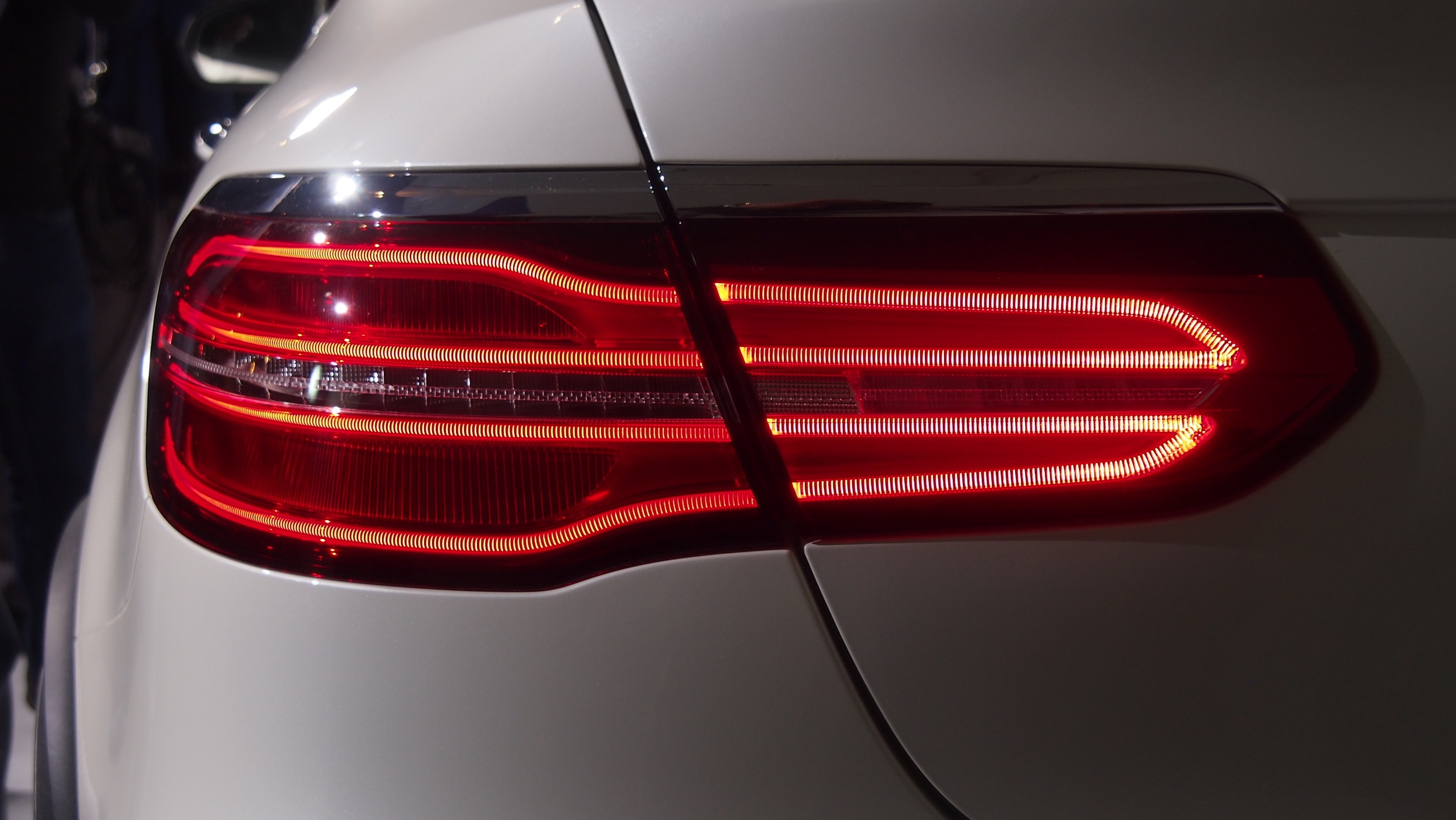 Mercedes Benz GLC Coupe ra mat anh 6