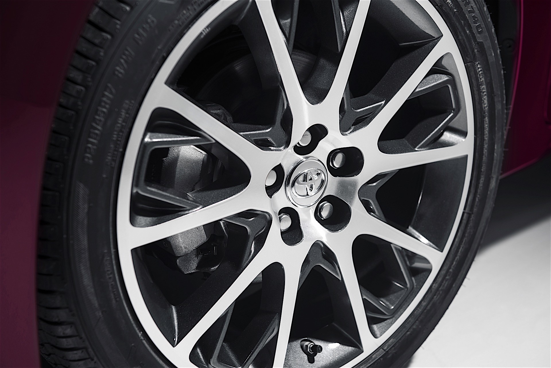 Toyota Corolla Altis ra bản 50 năm ảnh 9 Toyota Corolla Altis ra ban 50 nam anh 9