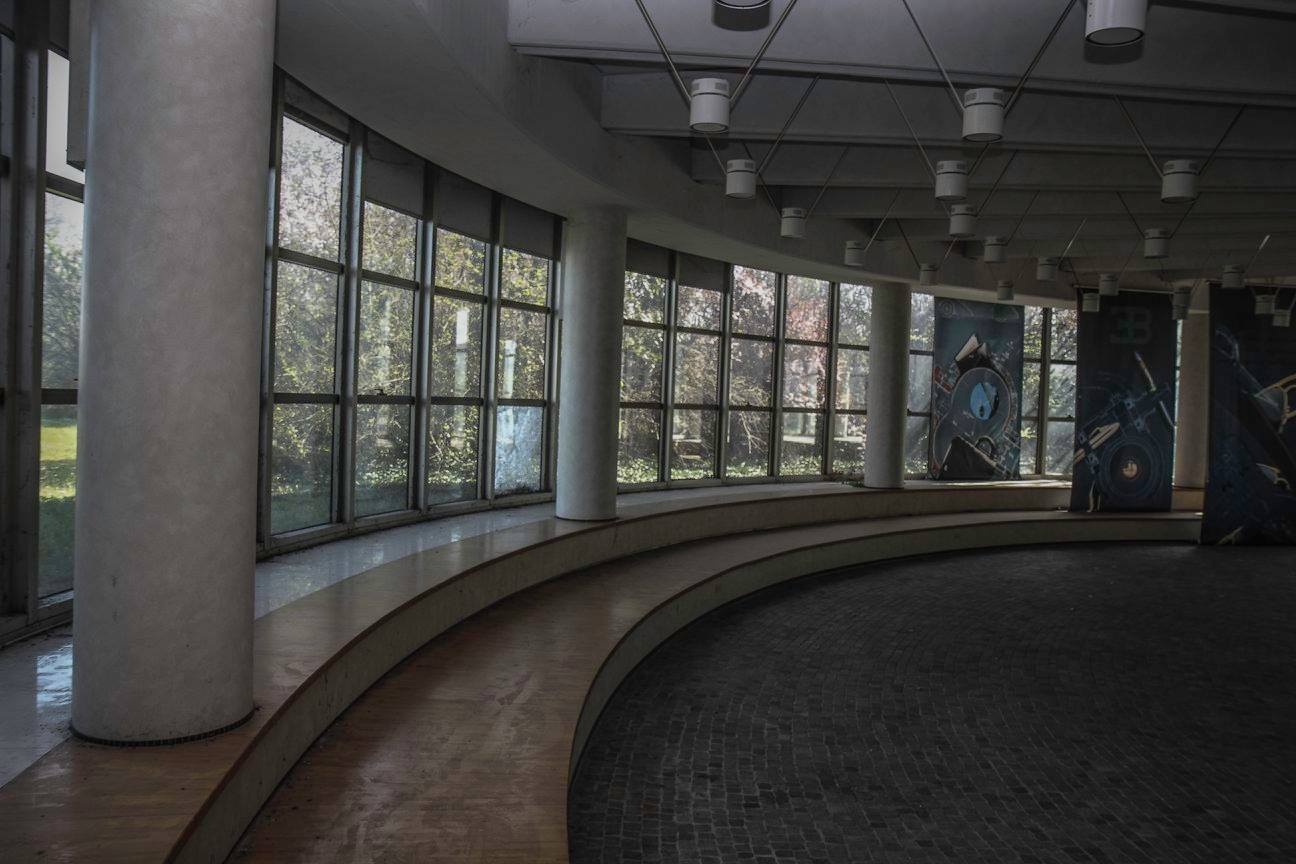 nha may bo hoang cua Bugatti anh 3