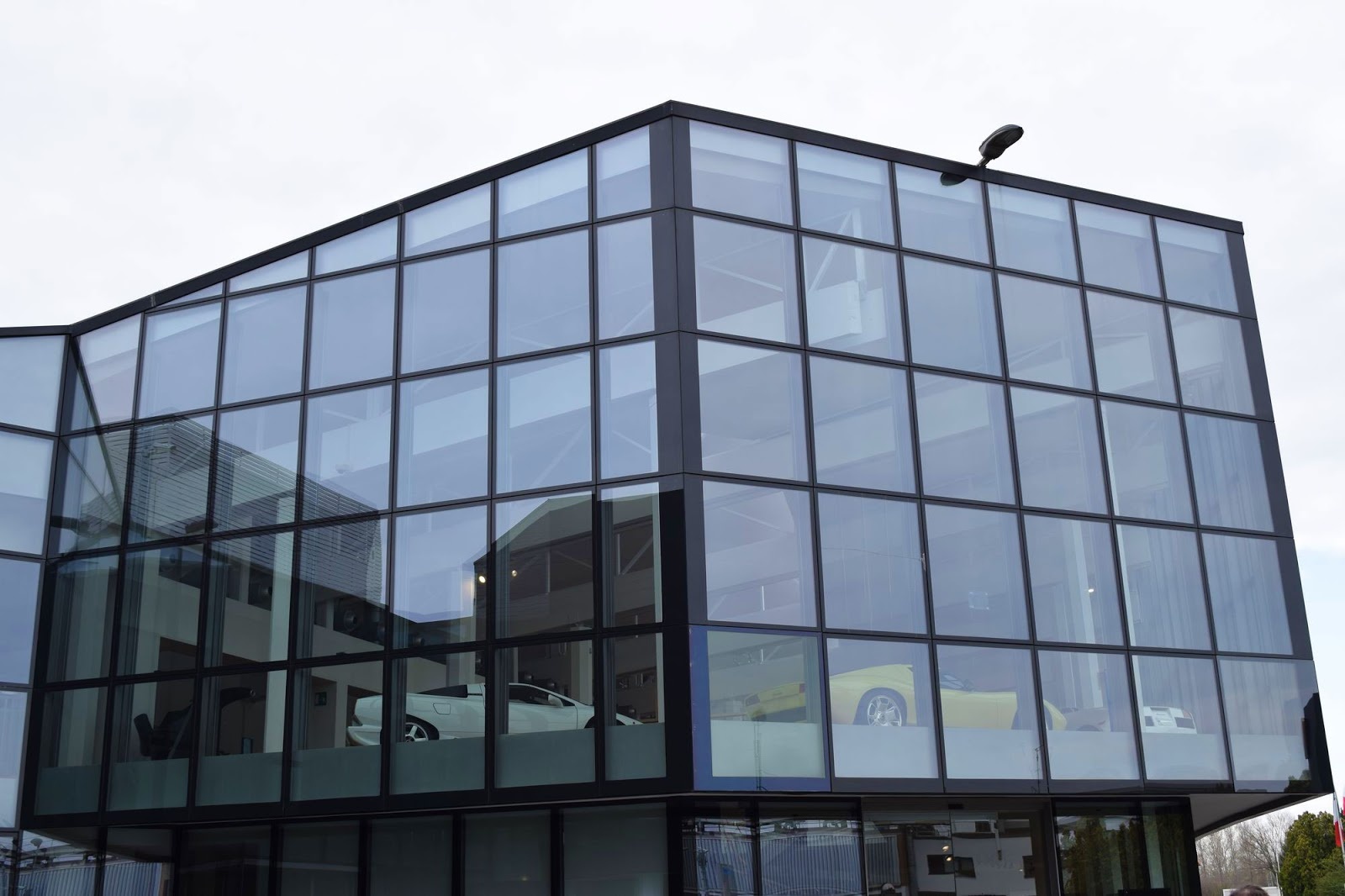 Bao tang xe Lamborghini anh 1