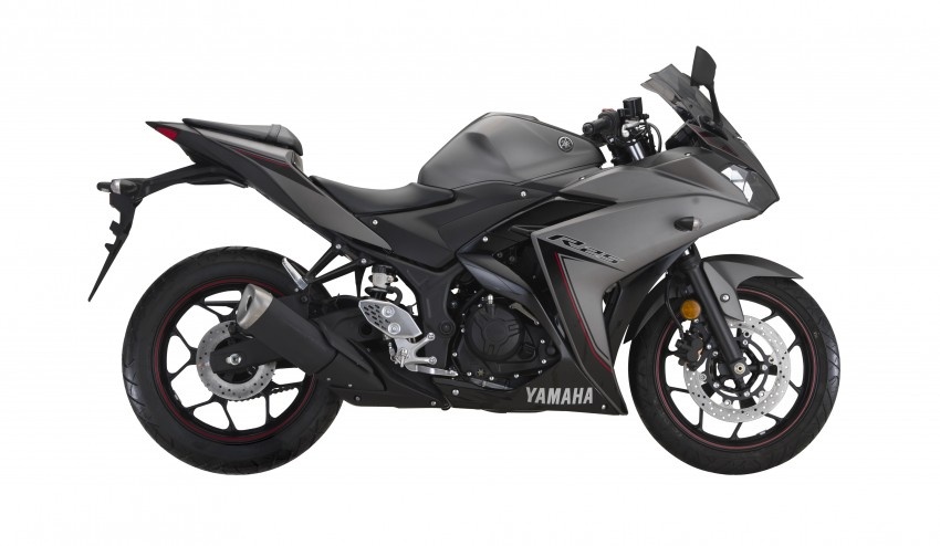Yamaha R25 2016 them mau moi hinh anh