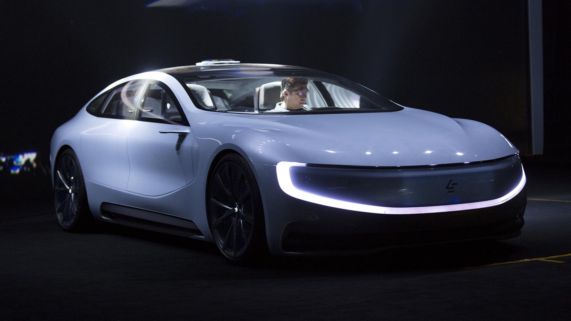 Hang xe Trung Quoc muon danh bai Tesla hinh anh