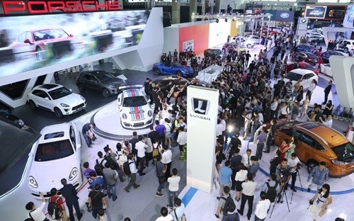 Doanh so oto Viet Nam tang nhanh thu 2 Dong Nam A hinh anh