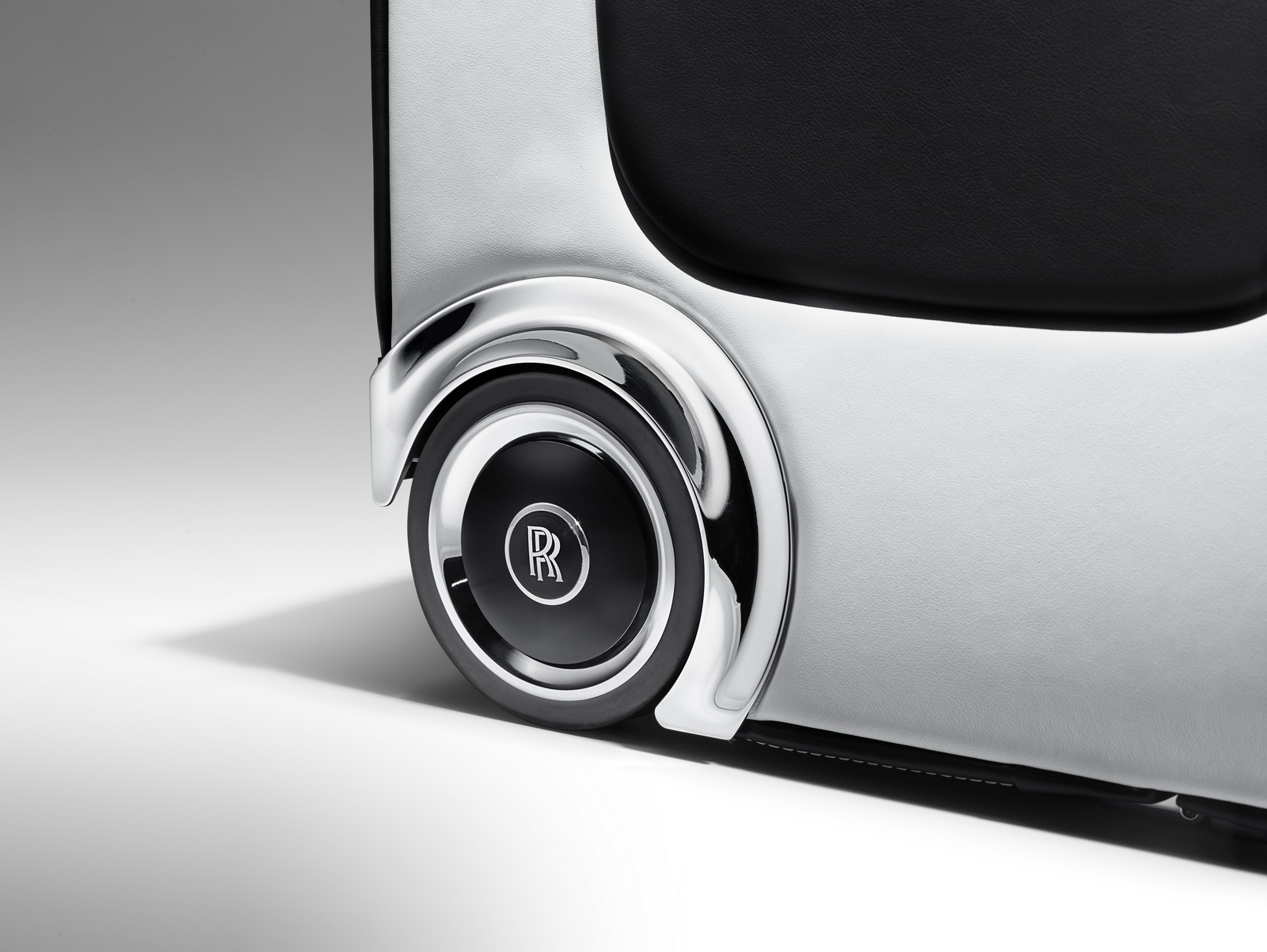 Rolls-Royce,   BMW 3 Series anh 9