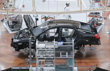 San xuat oto buoc sang thoi dai moi hinh anh