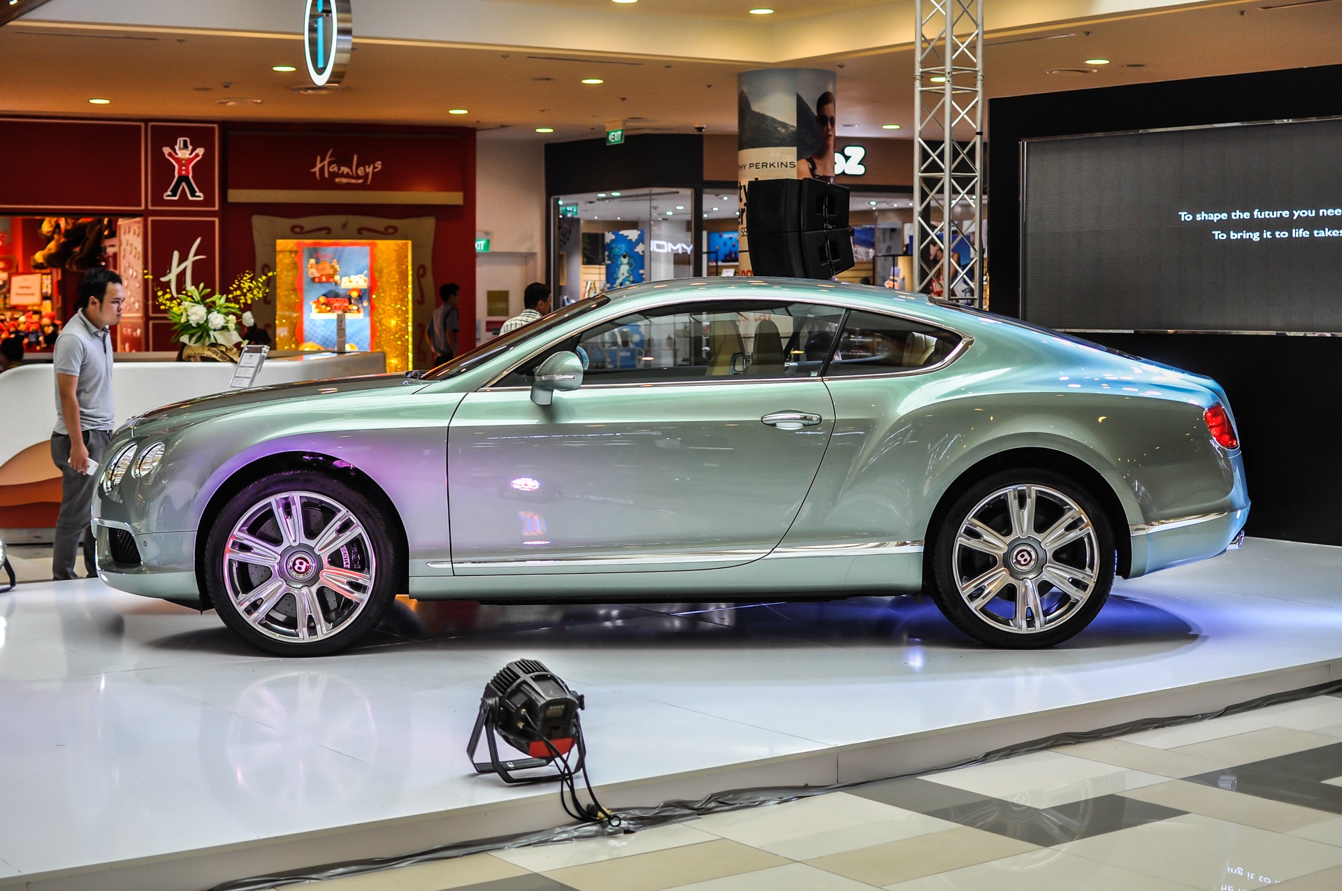 Bentley GT V8 vào TP HCM tìm khách ảnh 1 Bentley GT V8 vao TP HCM tim khach anh 1