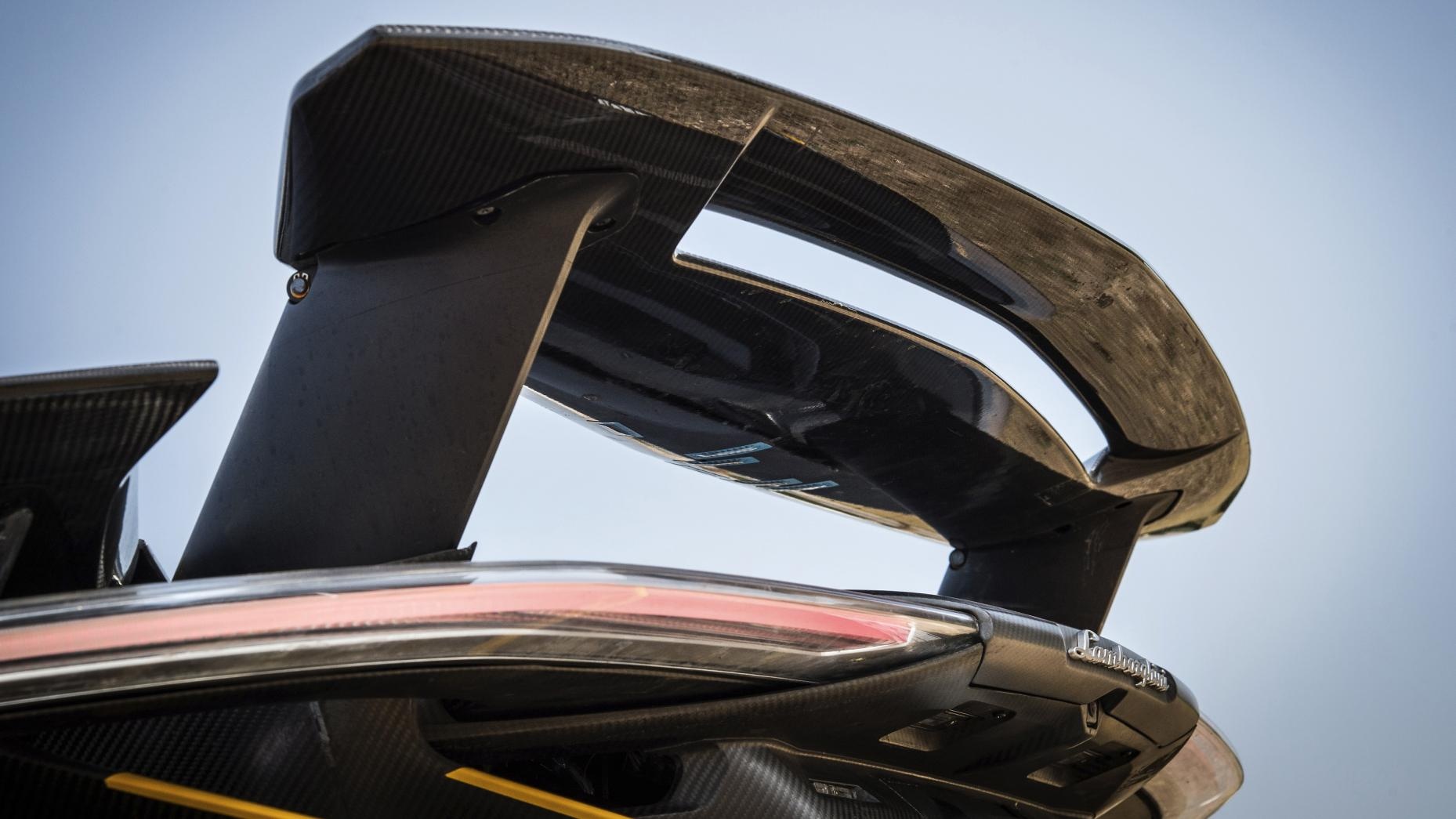 Lamborghini Centenario anh 6