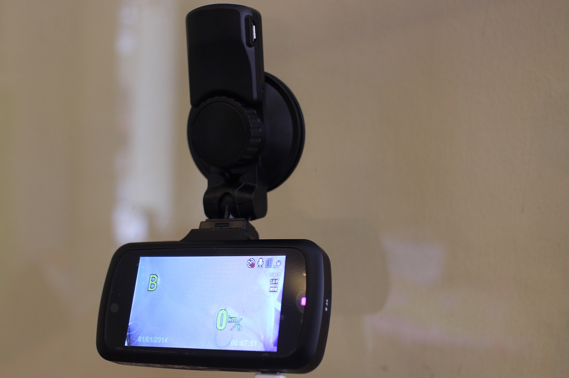 Webvision S8 canh bao lan lan bang giong noi hinh anh