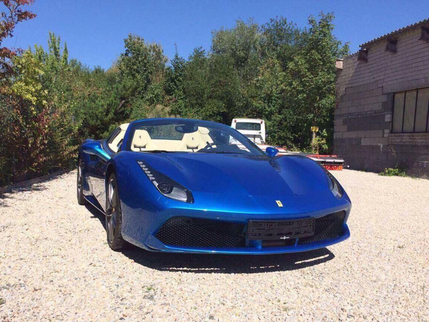 Ferrari 488 mui trần ảnh 8 Ferrari 488 mui tran anh 8