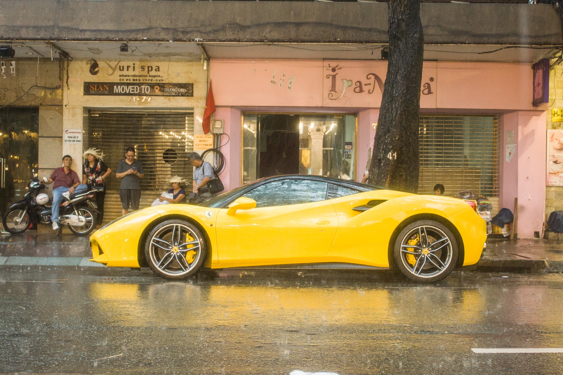 Sieu xe cua Phan Thanh anh 3