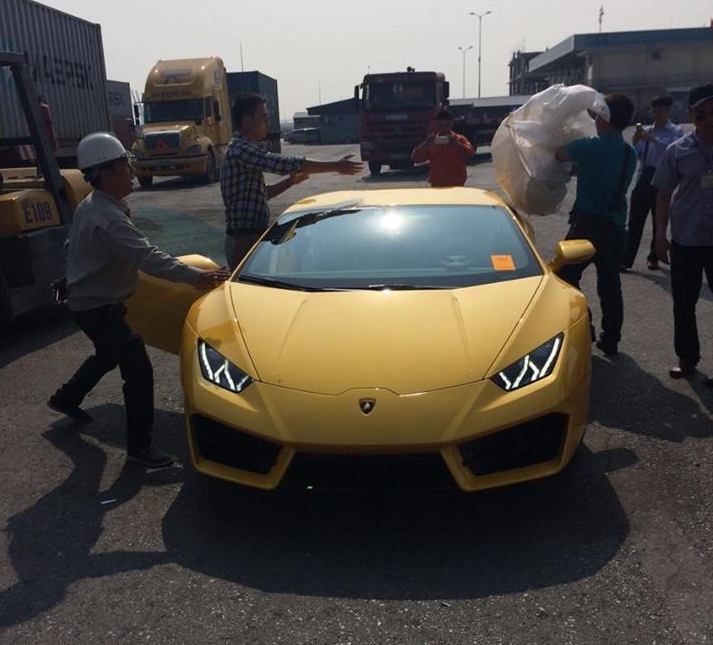 Lamborghini Huracan cầu sau thứ 2 ảnh 5 Lamborghini Huracan cau sau thu 2 anh 5