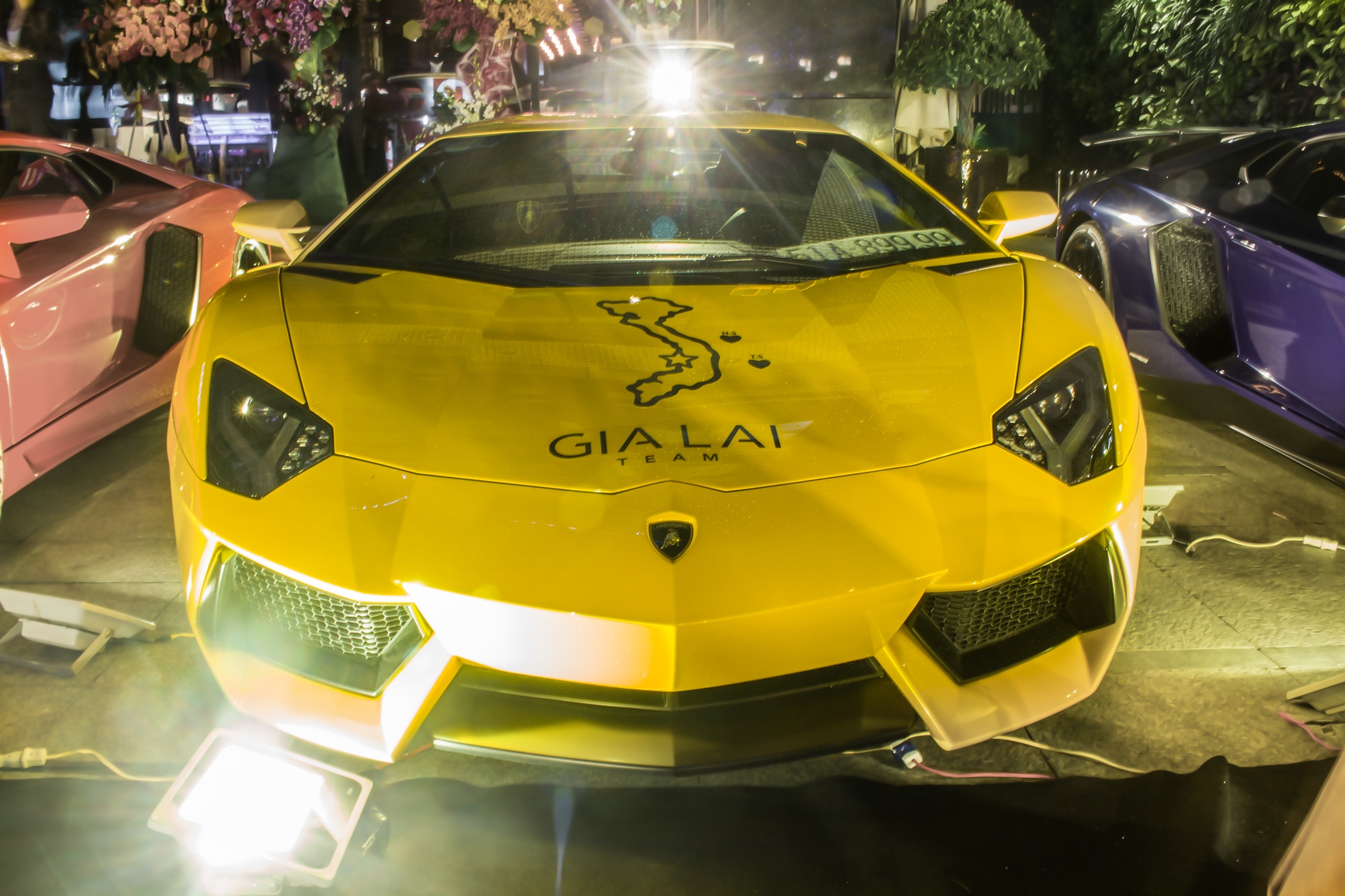 Lamborghini Aventador khac lua o Sai Gon hinh anh