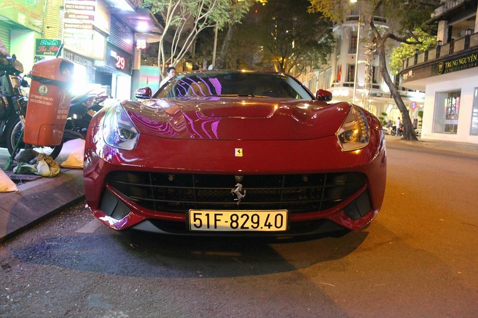 Cuong Do la mua sieu xe Ferrari F12 Berlinetta anh 3