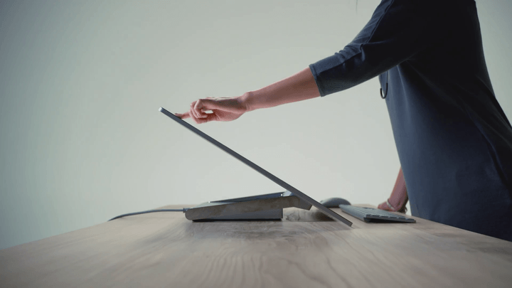 Bi an dang sau thiet ke Surface Studio anh 6