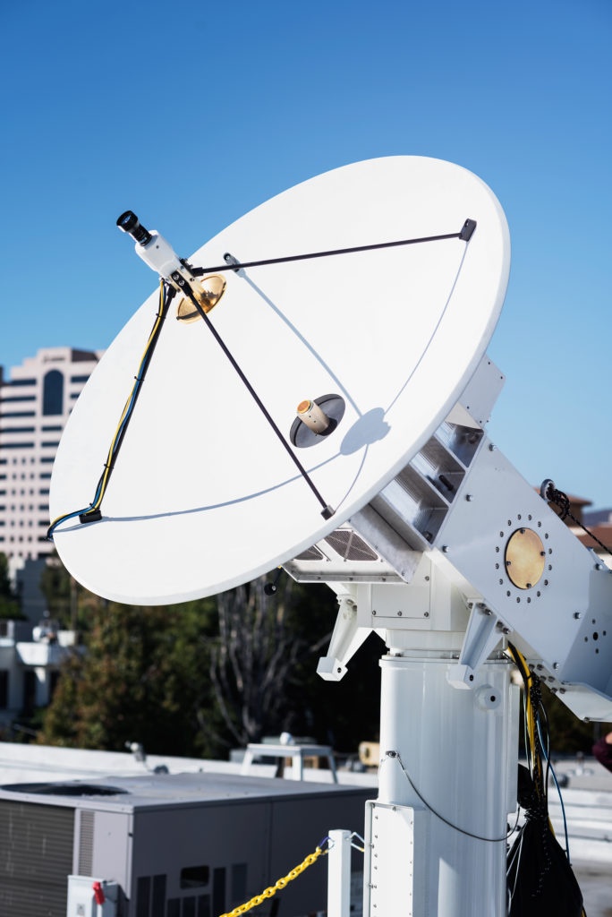 Du an cung cap Internet bang drone cua Facebook anh 1