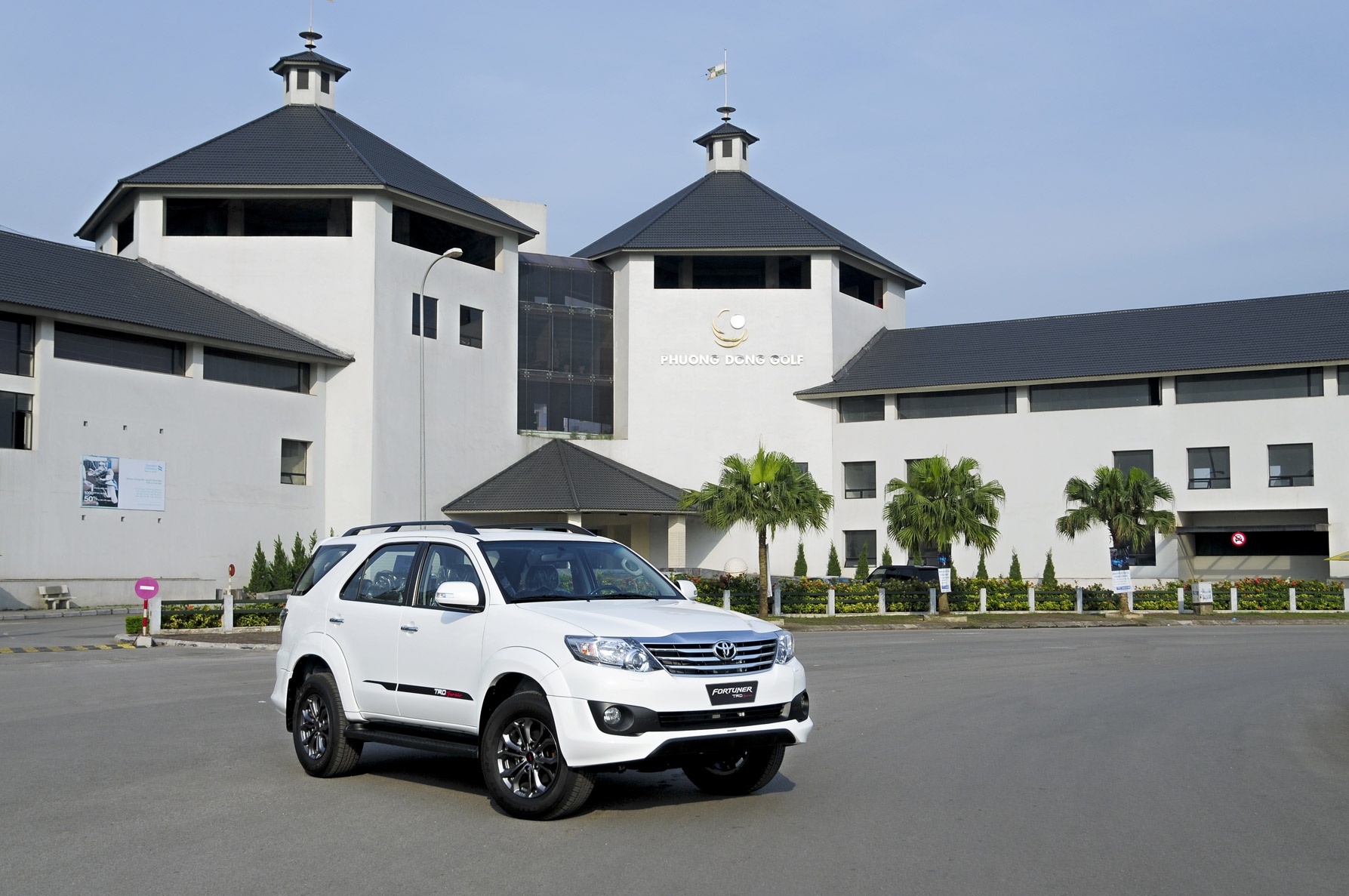 Toyota Fortuner van la SUV ban chay nhat Viet Nam hinh anh