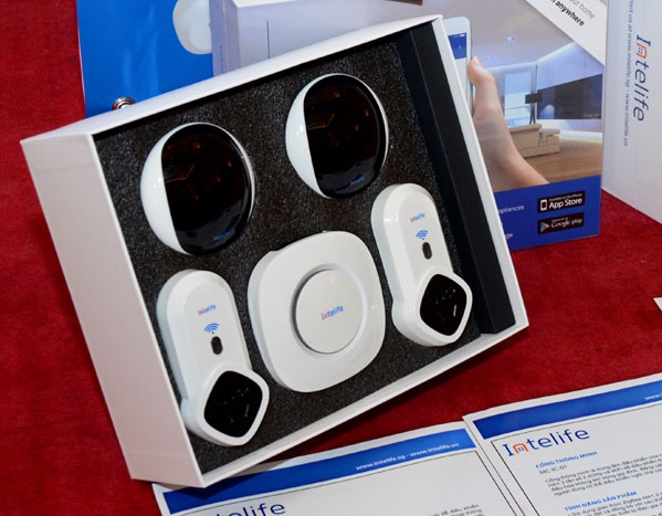 Giai phap nha thong minh gia re Intelife den Viet Nam hinh anh