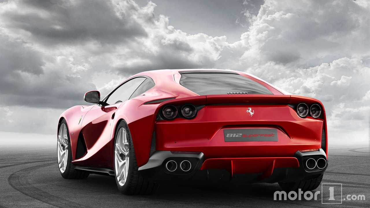 Ferrari 812 Superfast anh 4