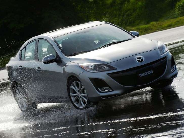 Mazda triệu hồi 174.000 xe do lỗi ghế lái ảnh 1 Mazda trieu hoi 174.000 xe do loi ghe lai anh 1