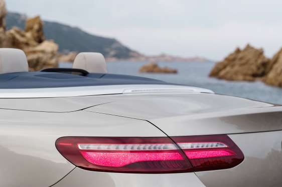 Mercedes-Benz E-Class Cabriolet 2018 ảnh 7 Mercedes-Benz E-Class Cabriolet 2018 anh 7