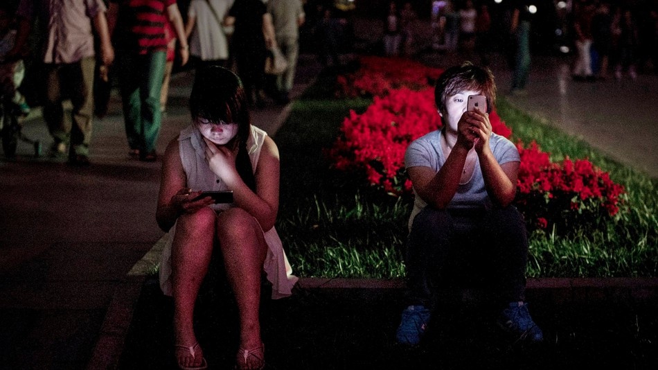 nghien mang xa hoi co tac hai gi anh 1