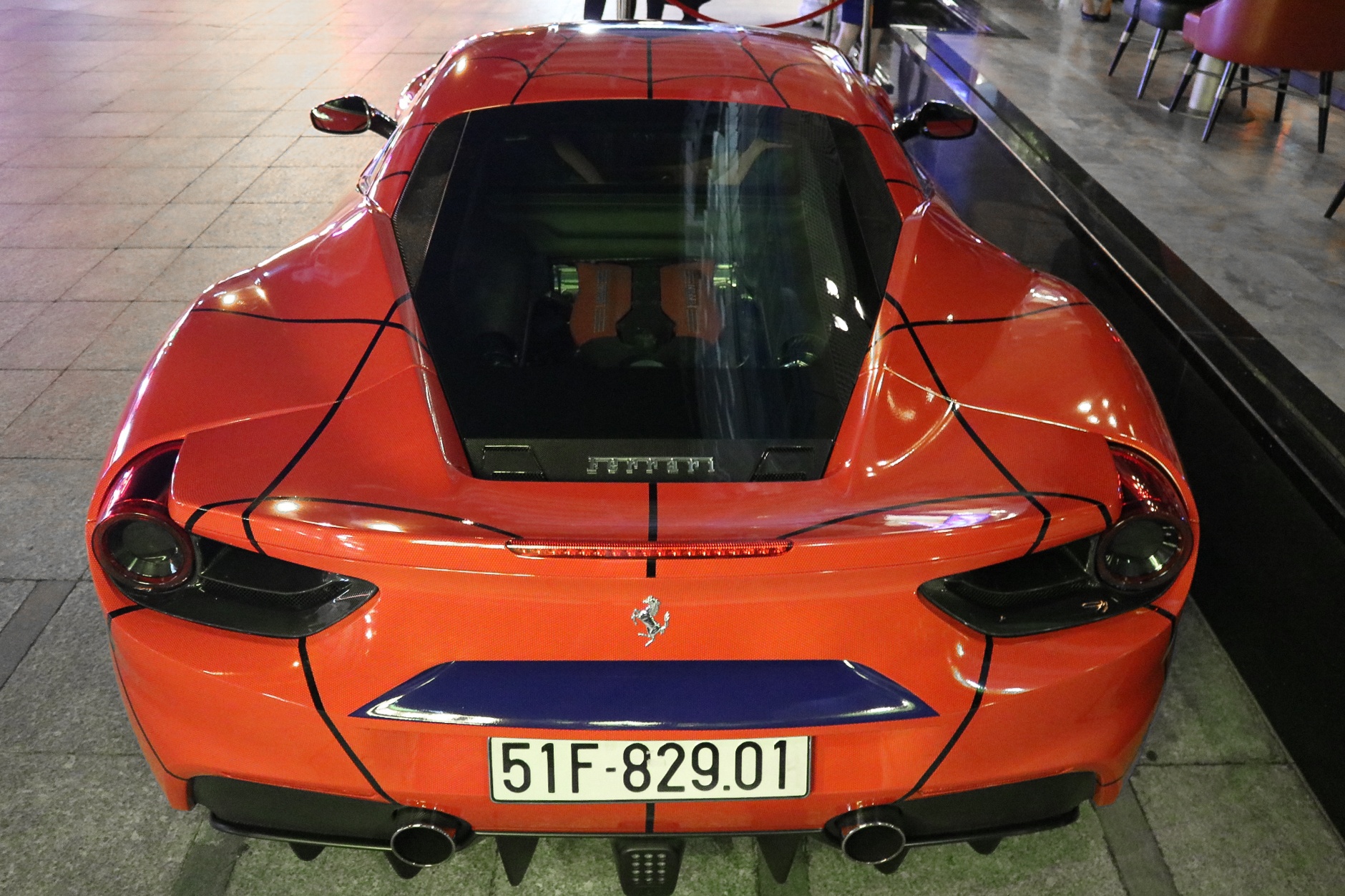 Ferrari 488 GTB người nhện ảnh 3 Ferrari 488 GTB nguoi nhen anh 3