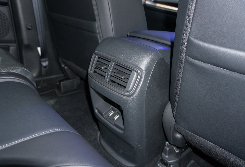 Honda CR-V 7 chỗ ảnh 7 Honda CR-V 7 cho anh 7