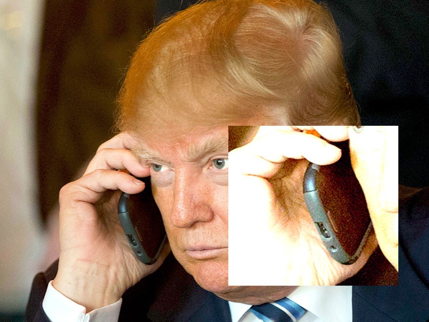 Tong thong My Donald Trump dung iPhone anh 1