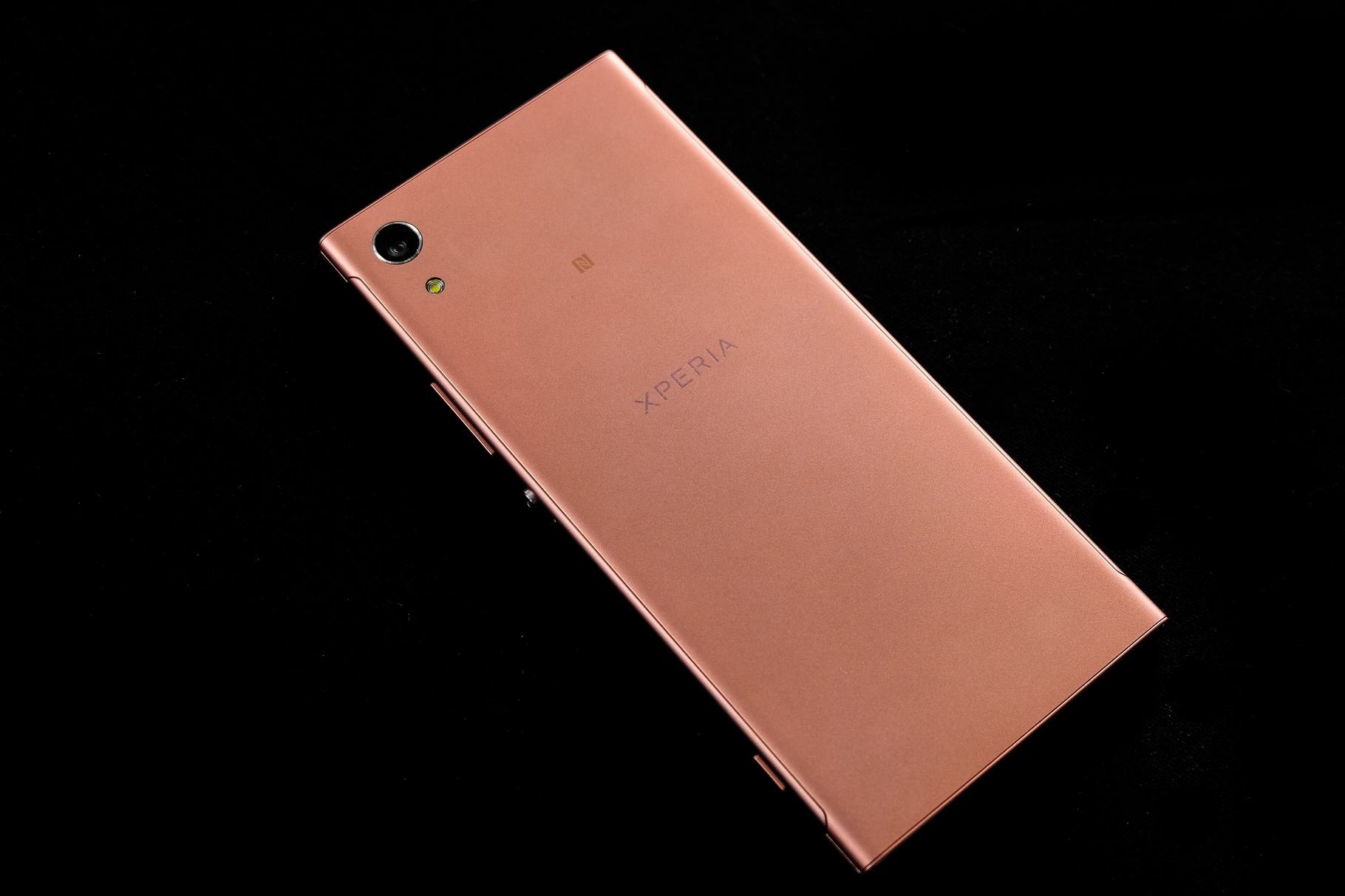 mo hop Xperia XA1,  Sony Xperia XA1 anh 3