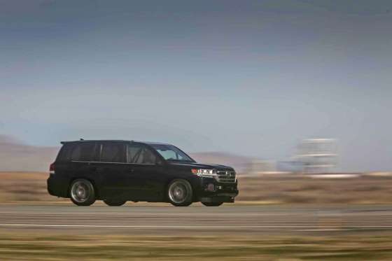 Toyota Land Cruiser do chay 370 km/h hinh anh