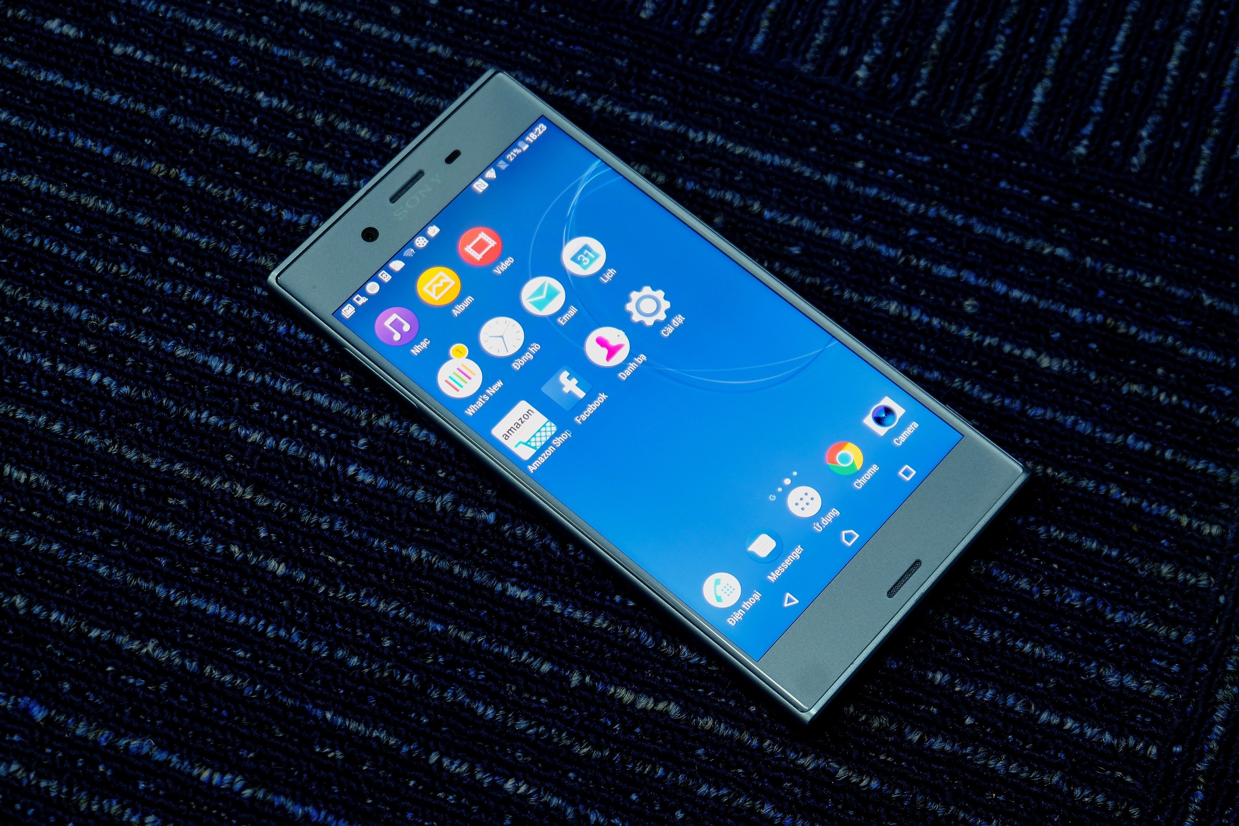 Danh gia Sony Xperia XZs anh 4