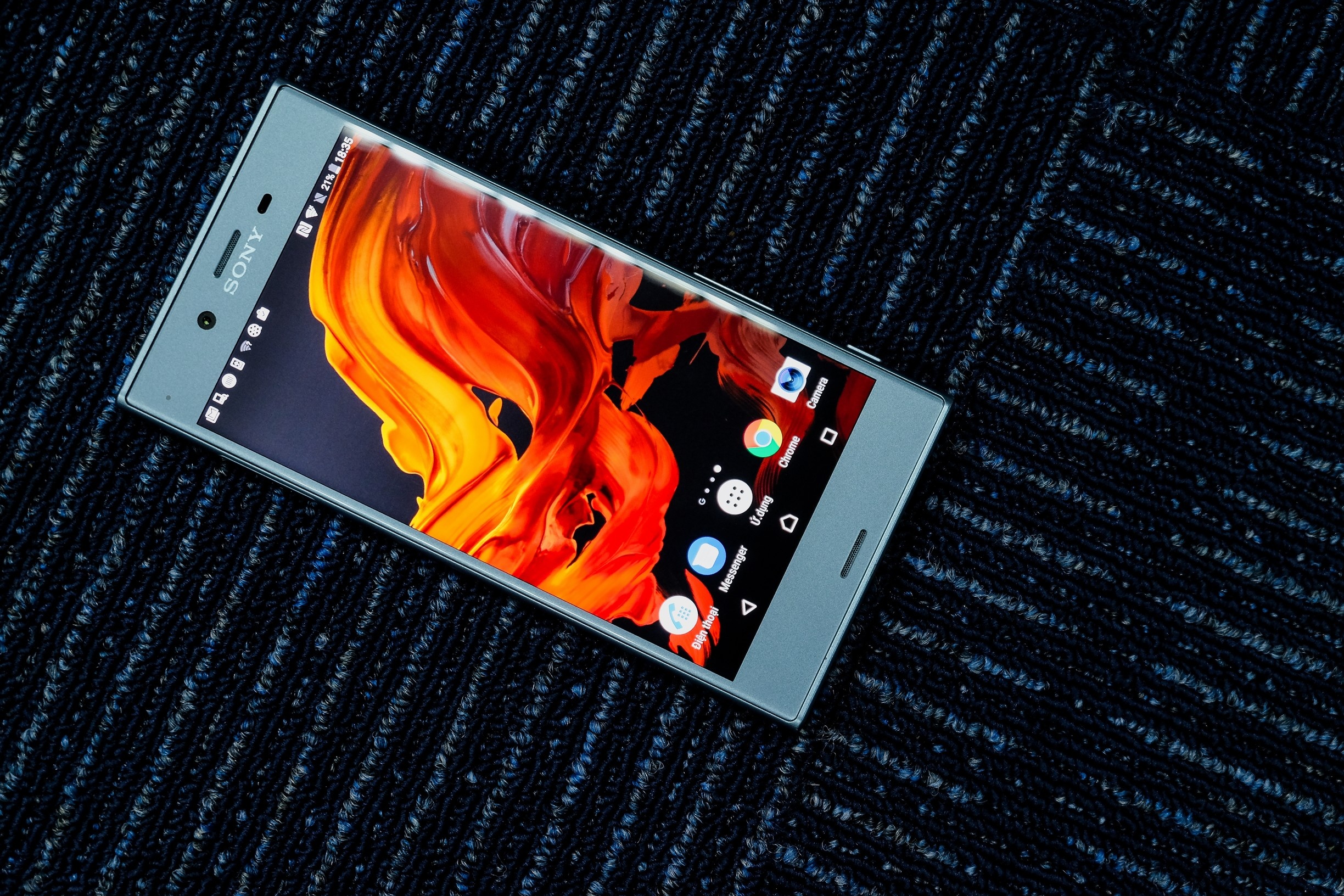 Danh gia Sony Xperia XZs anh 3