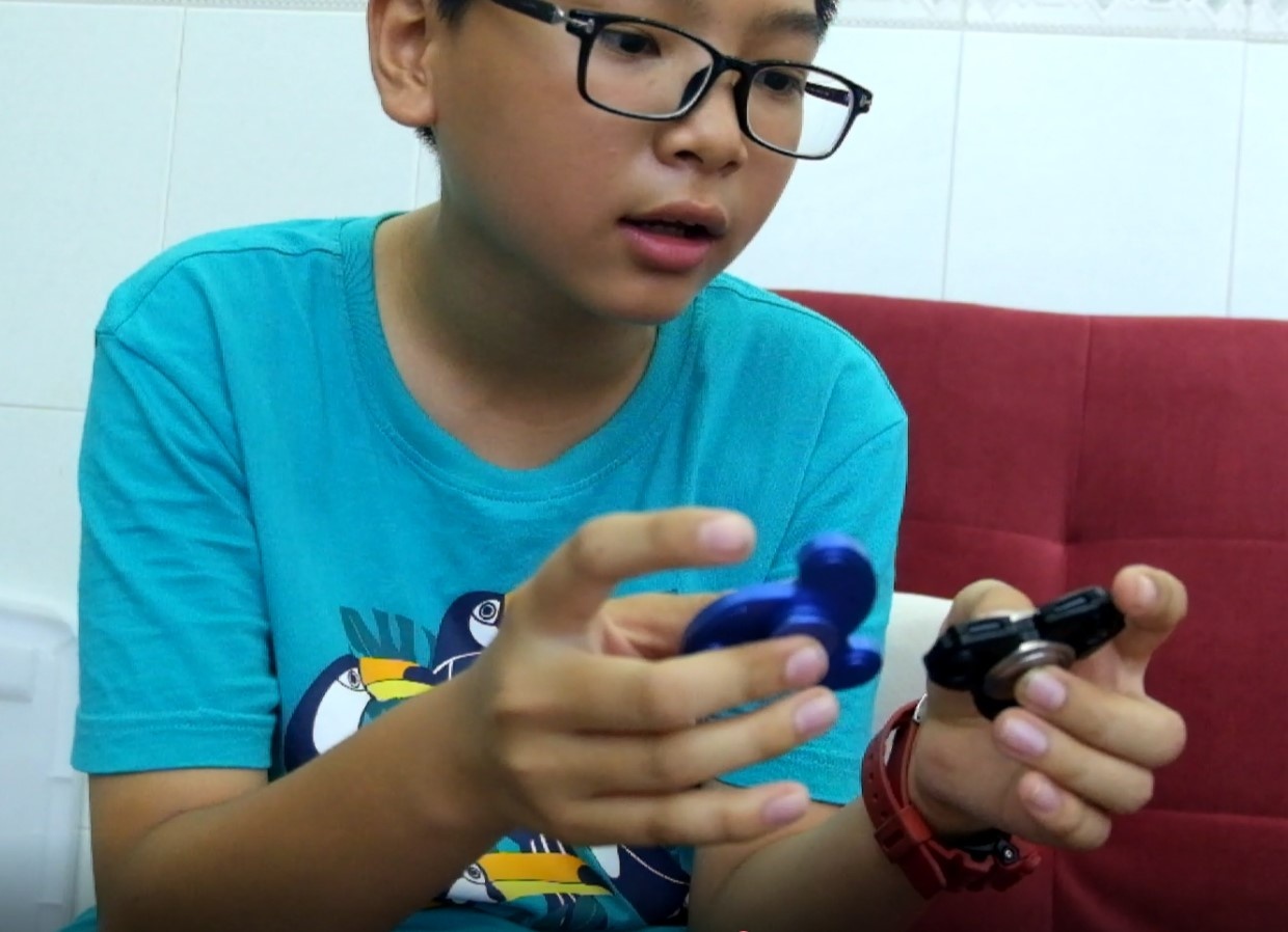 Mua Fidget Spinner tại Việt Nam ảnh 1 Mua Fidget Spinner tai Viet Nam anh 1